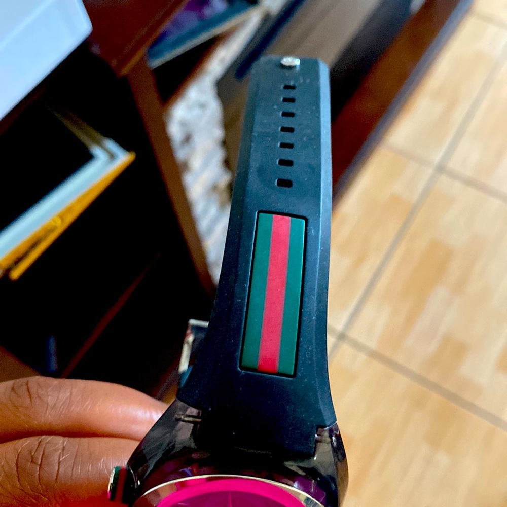Gucci watch authentic brought at gucci store registered in system as well